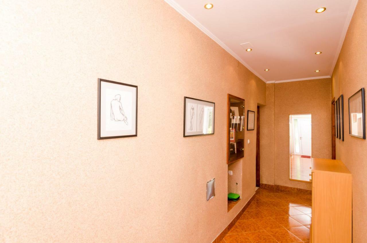 Wisteria Apartment Дубровник Экстерьер фото