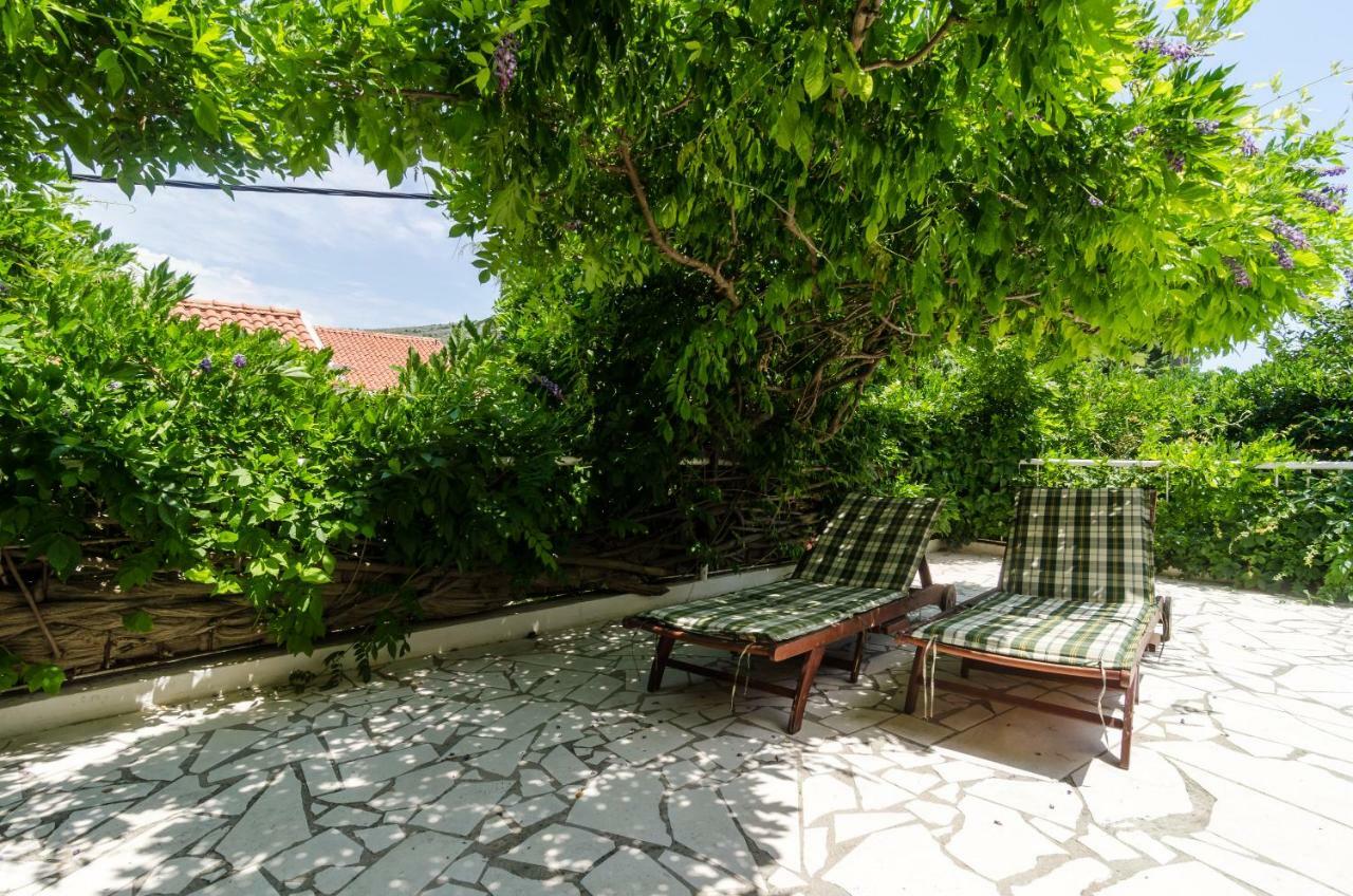 Wisteria Apartment Дубровник Экстерьер фото